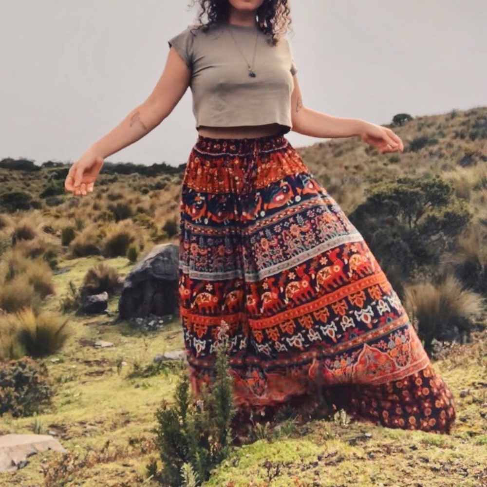Earthbound Boho Maxi Skirt Size Small